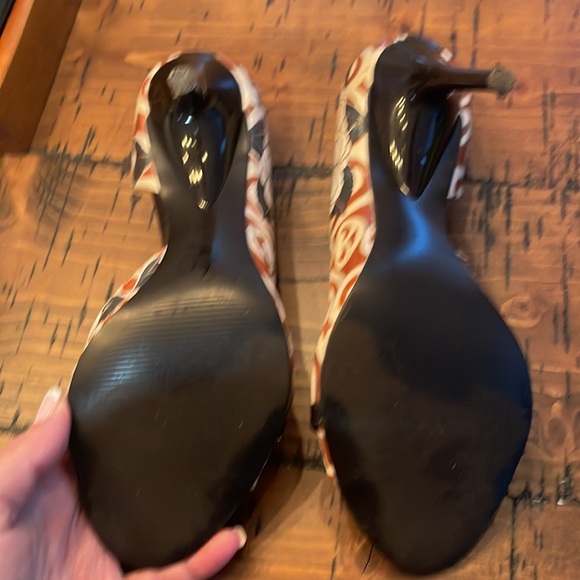 Carlos Santana D’Orsay Horsebit Buckle Floral Print Heels Tan Brown - Picture 8 of 8